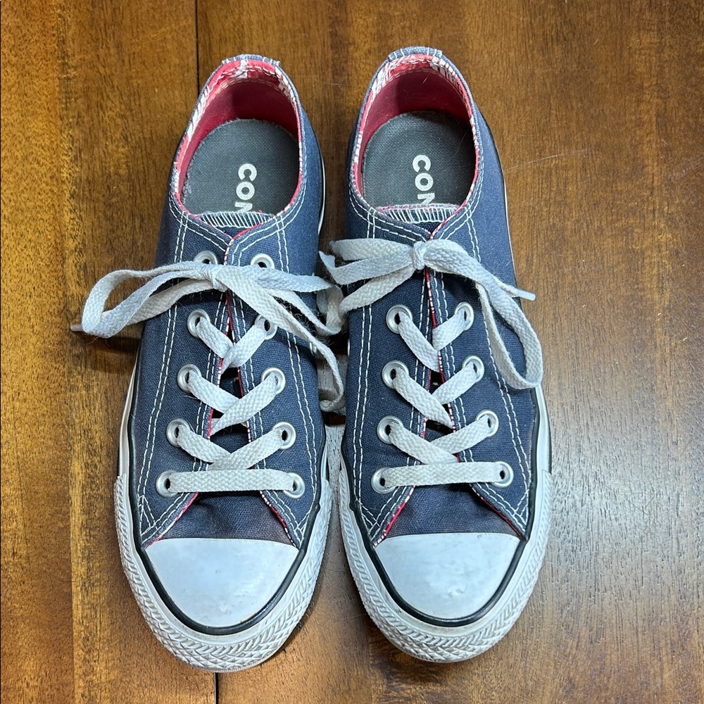 Converse All Star Red White and Blue Sneakers. Women’s size 6. Double tongue. - Picture 2 of 9